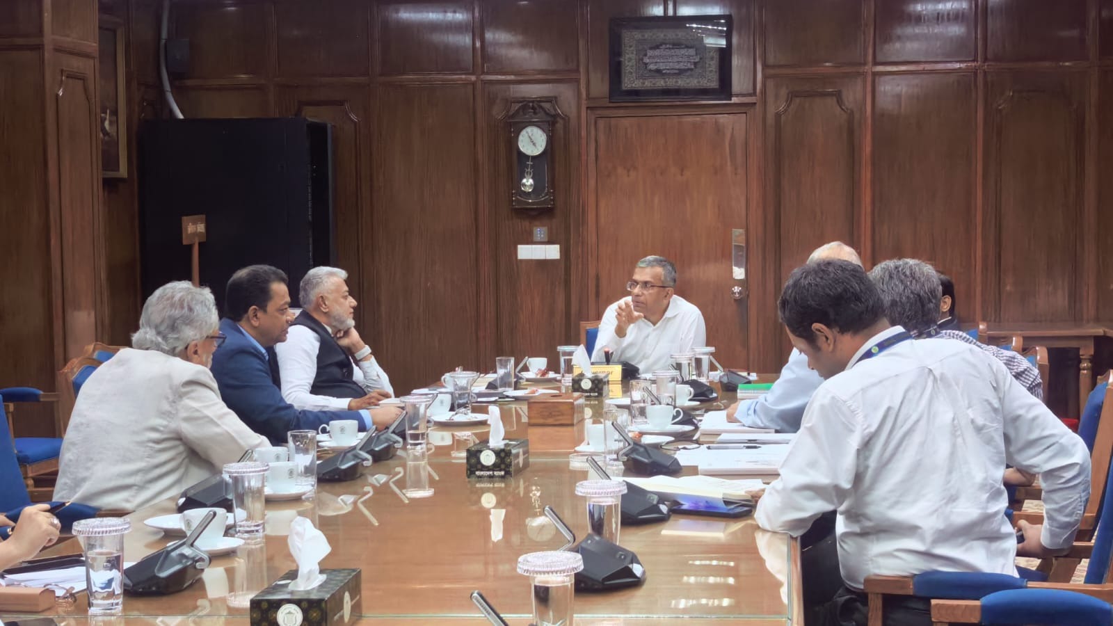 বাংলাদেশ ব্যাংকের গভর্নর মো মোস্তাকুর রহমানের সঙ্গে সৌজন্য সাক্ষাৎ